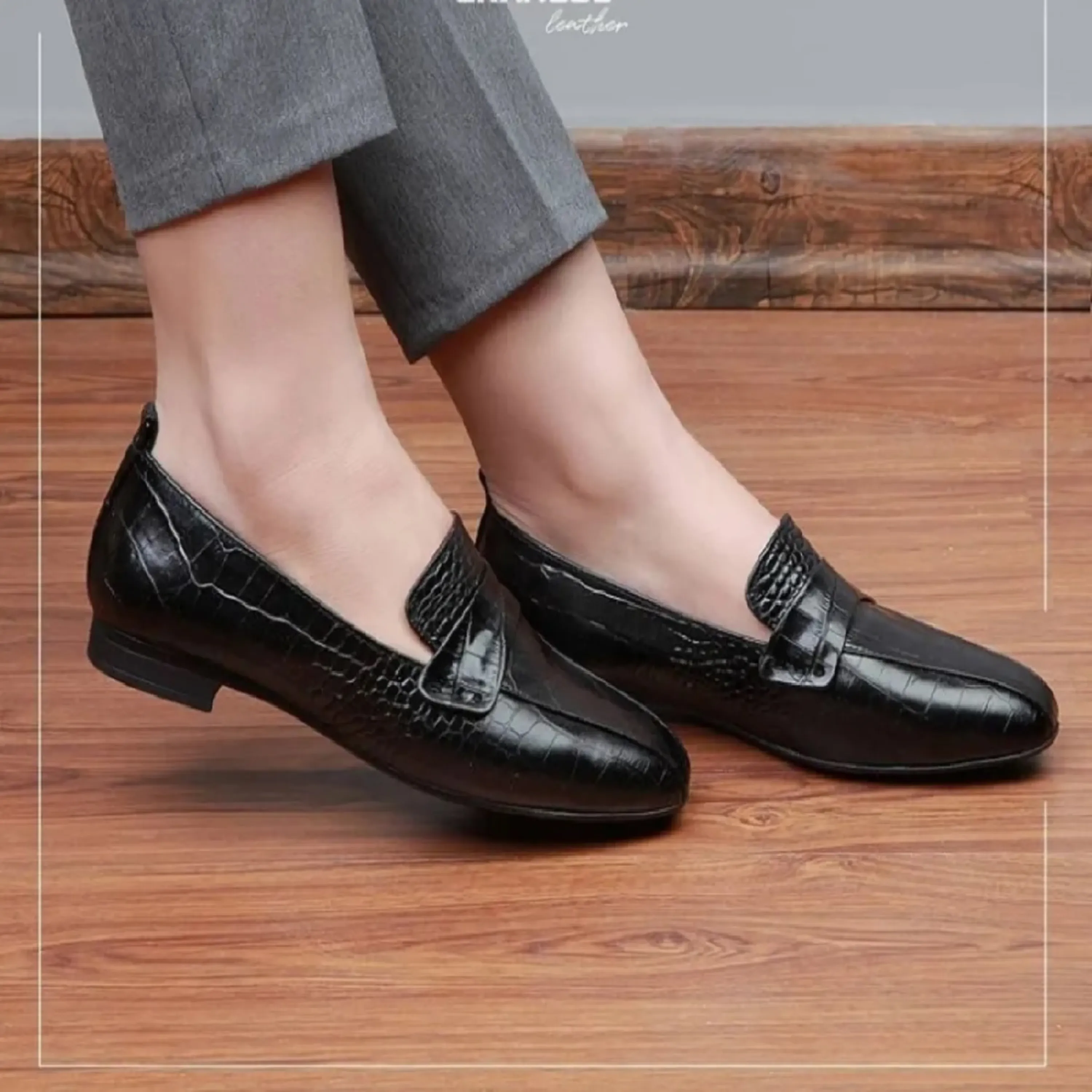 کفش کالج چرم زنانه کفش کالج چرم زنانه